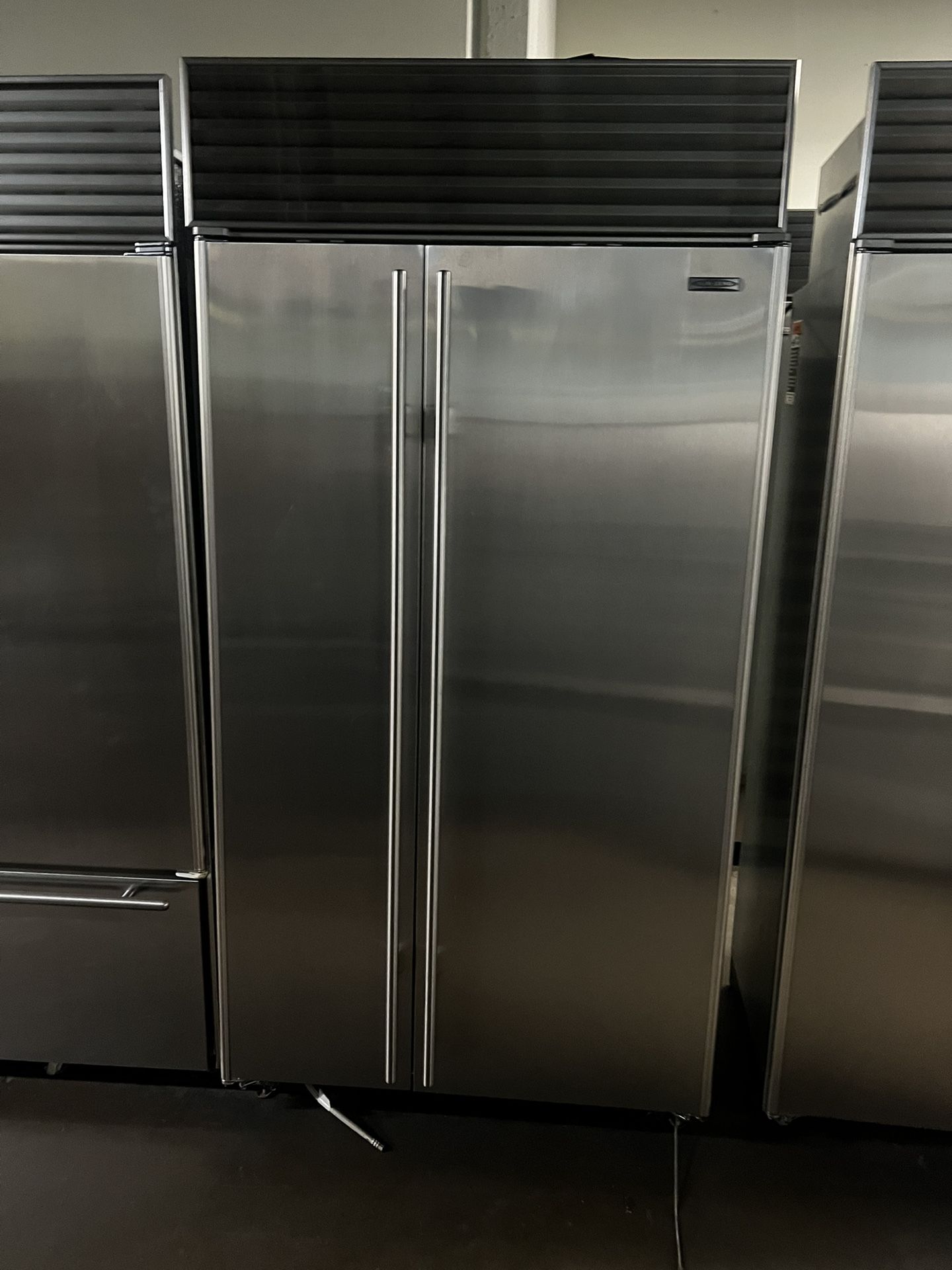 Sub Zero 42”Wide Built In Stainless Steel Side By Side Refrigerator