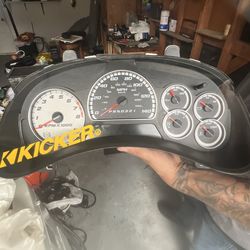Chevy SS Trailblazer Gauge Cluster