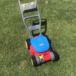 Fisher Price Kids Lawnmower Bubble Maker 
