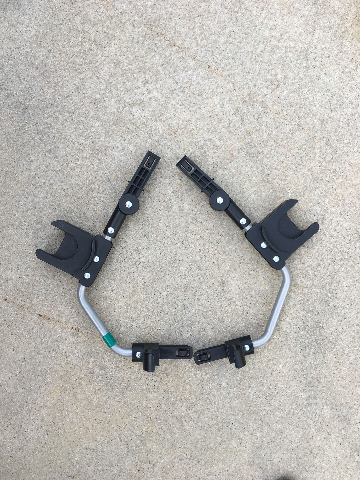 Bumbleride Indie car seat adapter