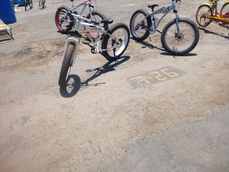 1 sport ATX X6 bike, 1 lebron bike