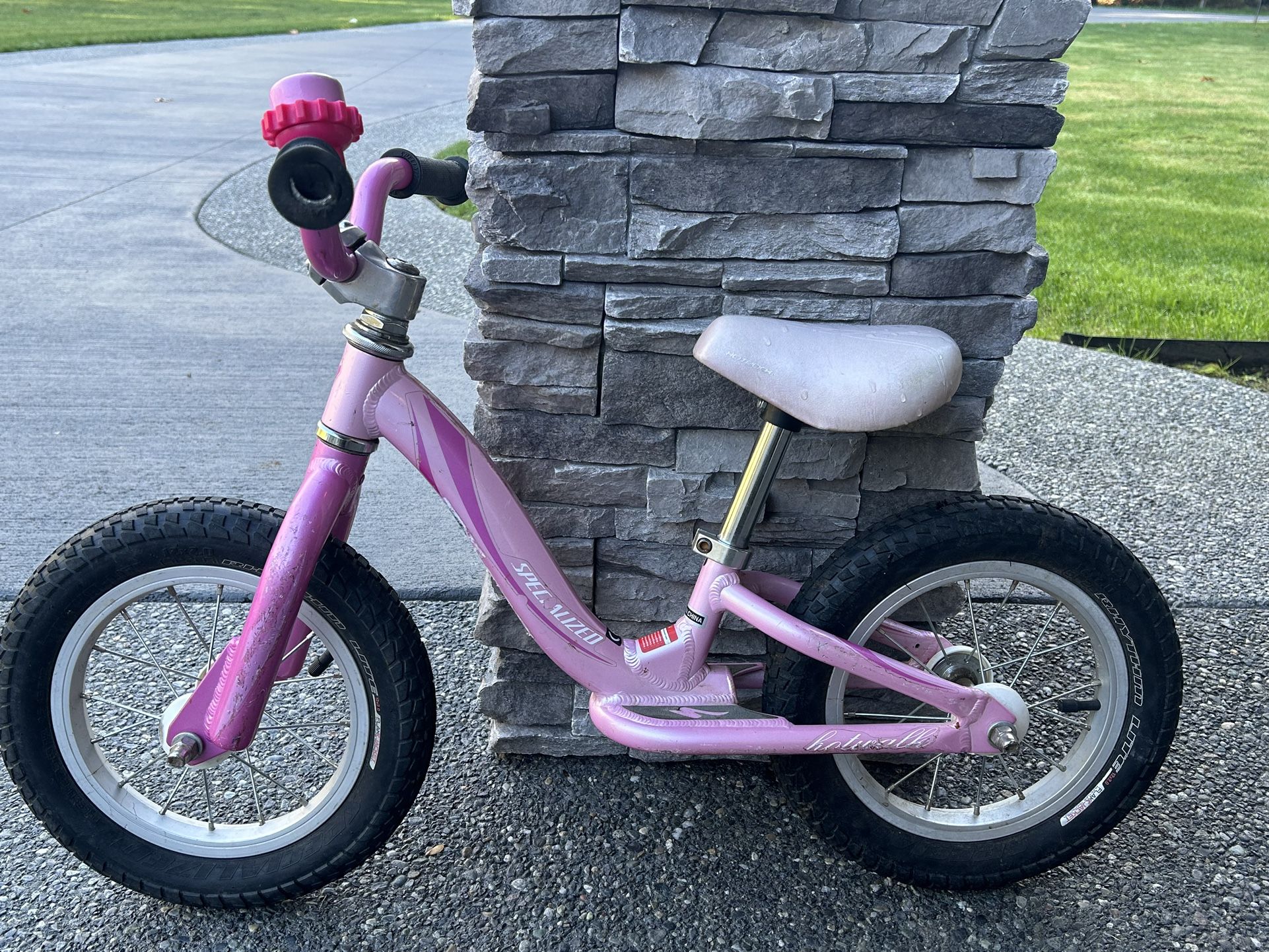 Balance Bike (specialized). 12”