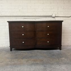 Delivery Is Available Like New Solid Wood Dresser With 6 Deep Storage Drawers $490 Obo!