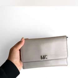 Michael Kors Gray Bi-Fold leather  Wallet  $198.00 retai