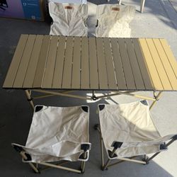 Portable Camping Table with 4 Folding Chairs – Picnic / Outdoor Set