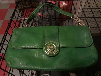 Green Michael Kors handbag / purse