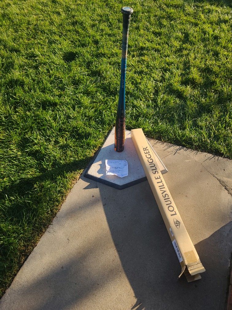 Louisville Slugger Baseball Bat