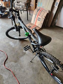 Bike with center mono shock