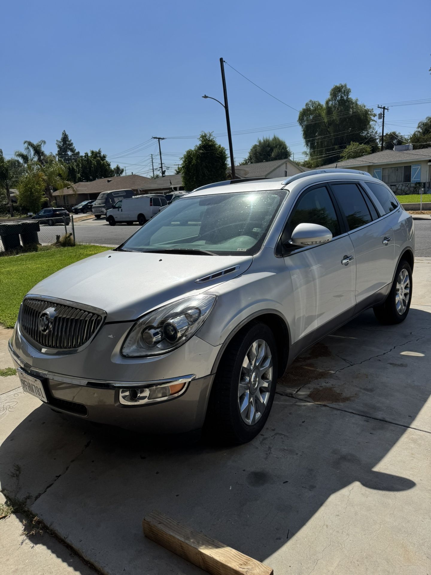 SUV