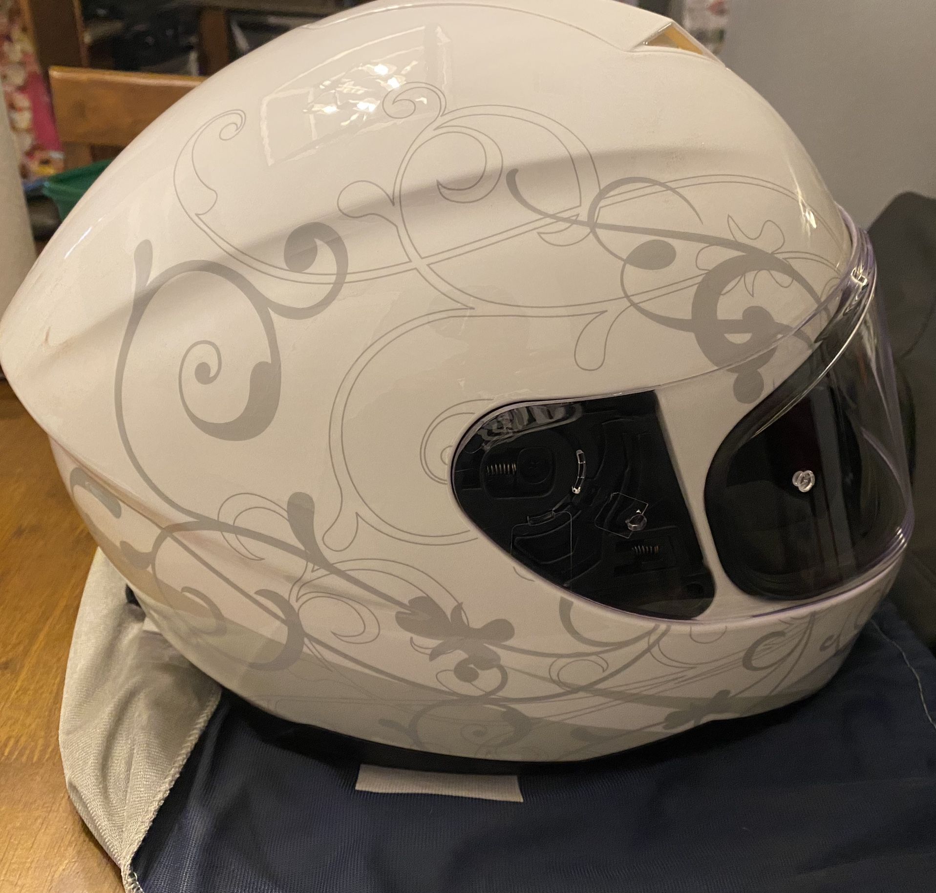 evenflo purple infant car seat Revolve180 LiteMax NXT Rotating with SensorySoothe Running Line UPF 50+ canopy blocks Vertical Or Horizontal:Horizontal Planks Star Wars Biker Scout