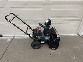 Yard Machines 22” Snow Blower