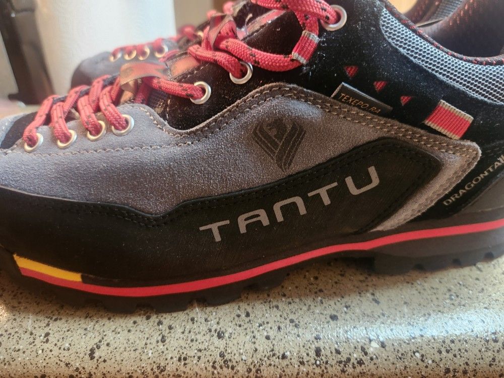 Men's Hiking Shoes Sports Sneakers Trekking Climbing Lace Up Round