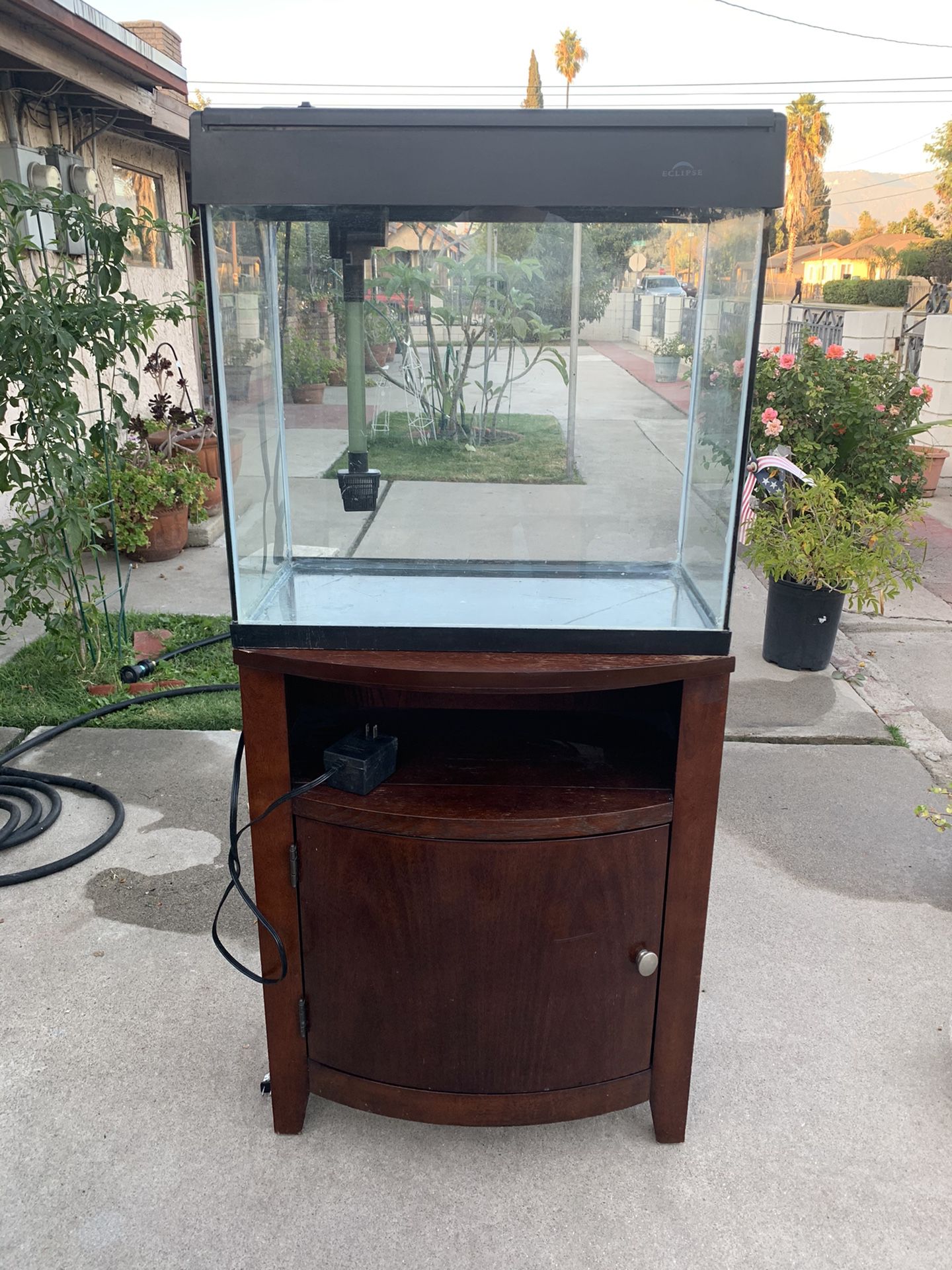 29 Gallon Fish Tank with Marineland Eclipse Hood and Stand