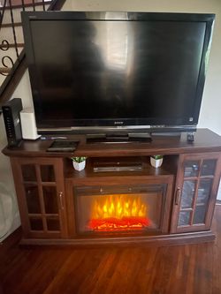 Fireplace /Tv stand