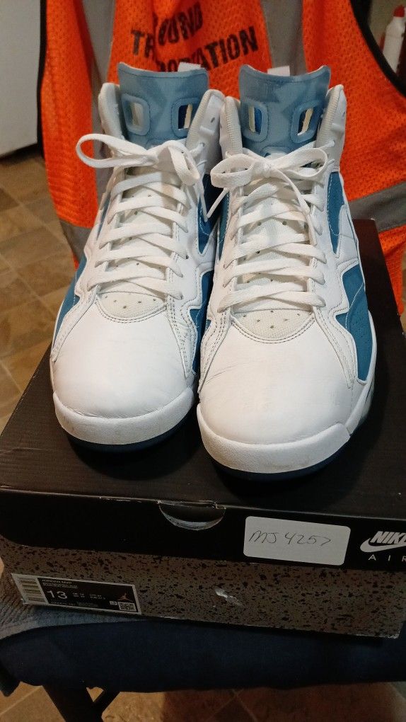 Jordan Jumpman MVP White And Industrial Blue Size 13 Excellent Condition Just Need Wiping Down With Original Box