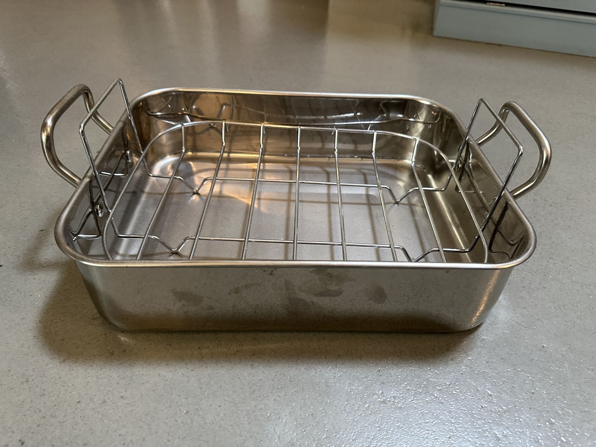 Roasting Pan- Martha Stewart 