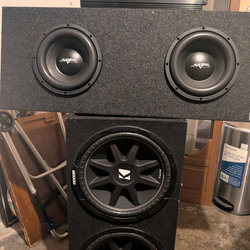 Scar audio 210s dual enclosed box then 215s kickers they both work really good. The scar audio is actually brand new. Never used