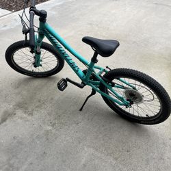 Girls Bicycle For 7-8 Yr Olds