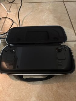 Valve OLED Steam Deck with Carrying Case 512GB