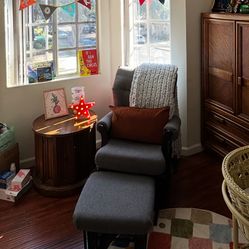 Dutailier glider rocking chair