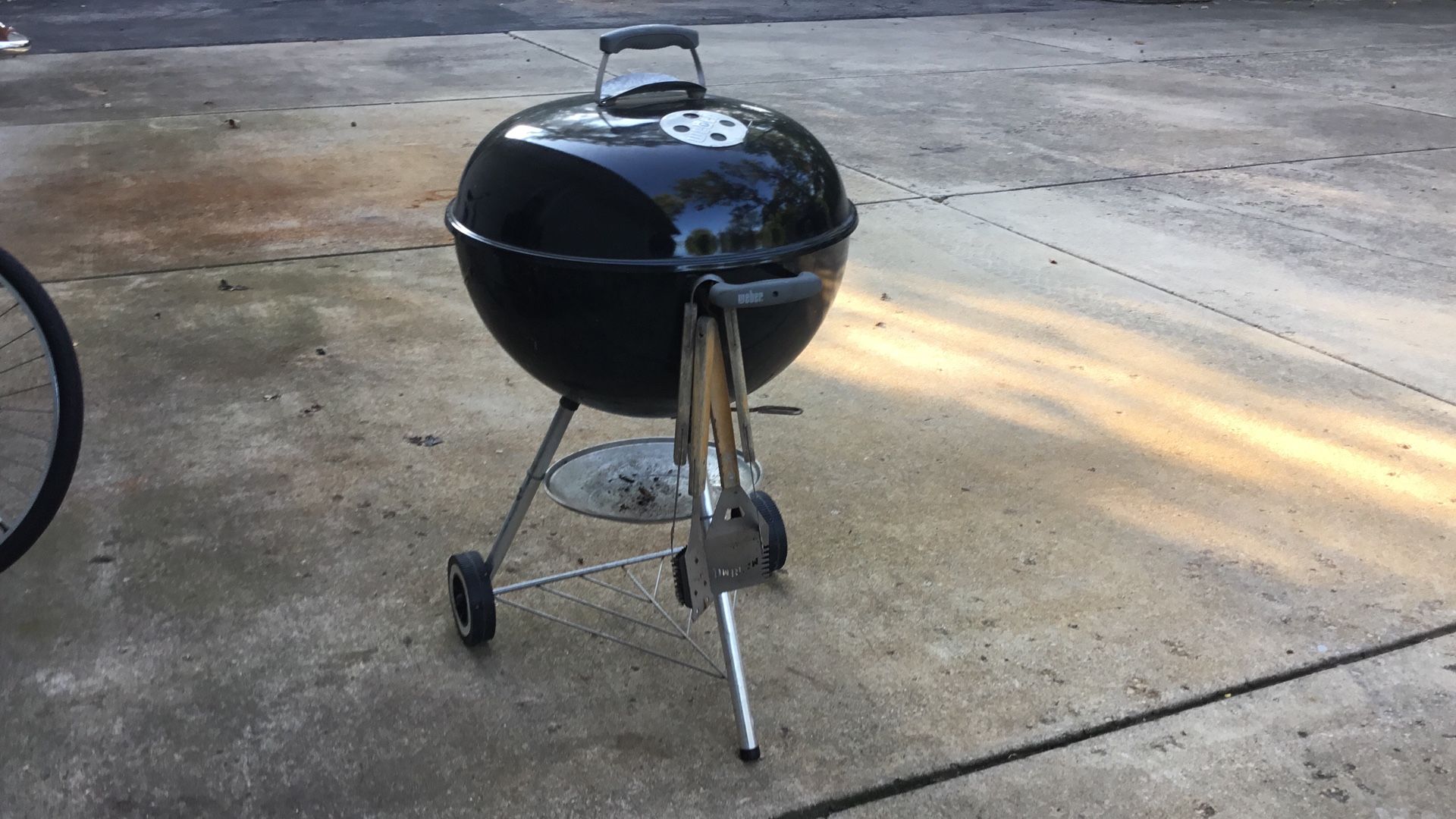 22 In. Weber Charcoal Grill