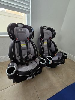 2 x Graco 4Ever Carseat