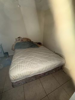 Full/Queen Mattress with Box Spring