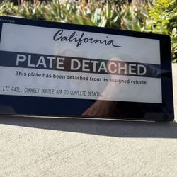 Reviver Digital License plate - Used/good Condition 