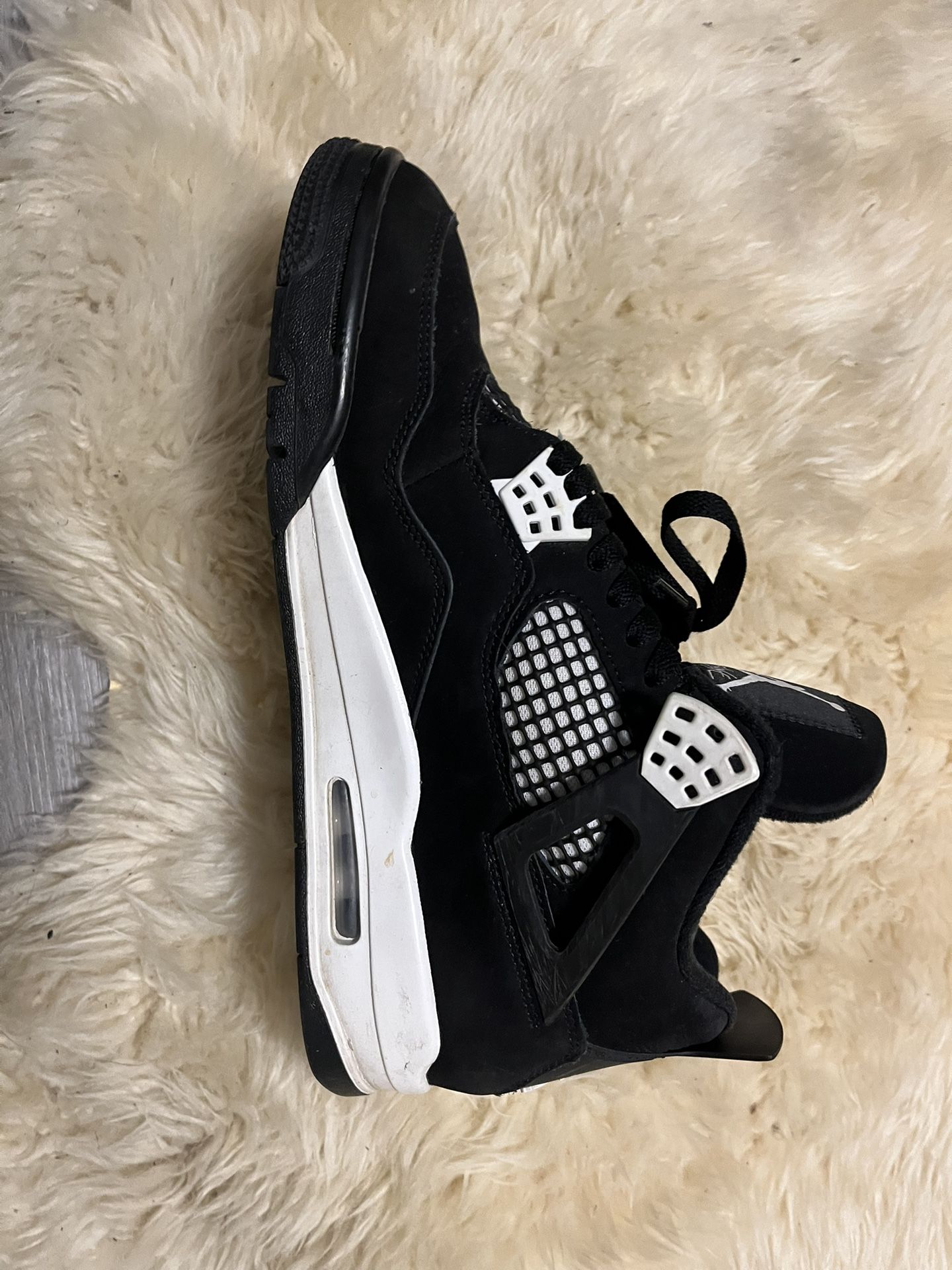 Jordan 4 White Thunder