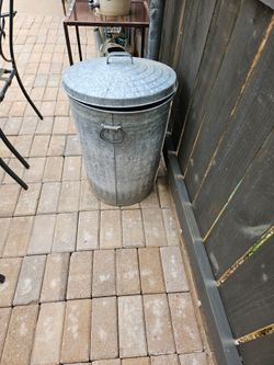 Bote de aluminio, mediano