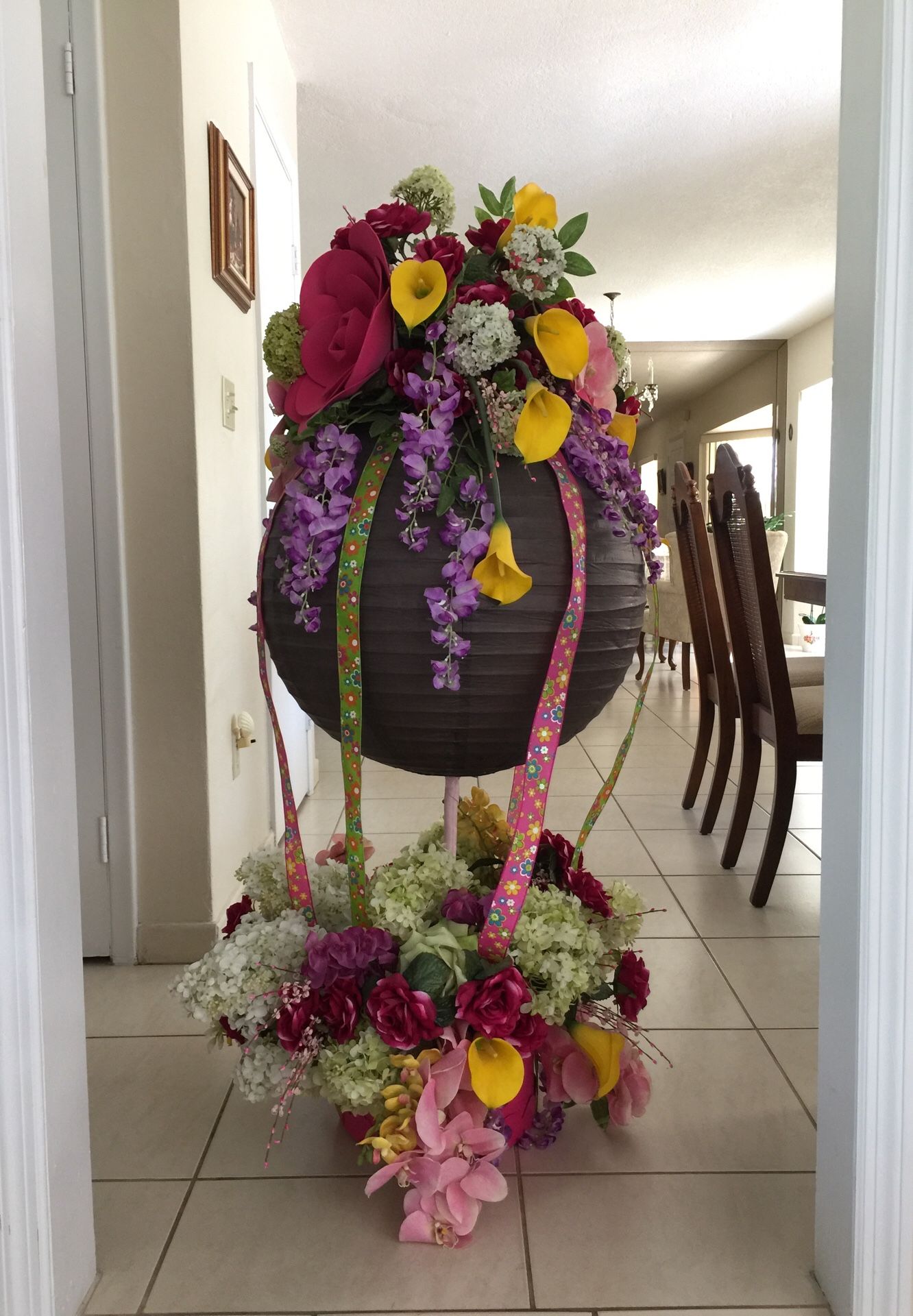 Air balloon , Topiary, Flower Centerpiece