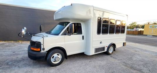 2009 Chevrolet Express Commercial Cutaway
