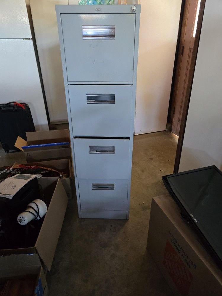 METAL FILE CABINET