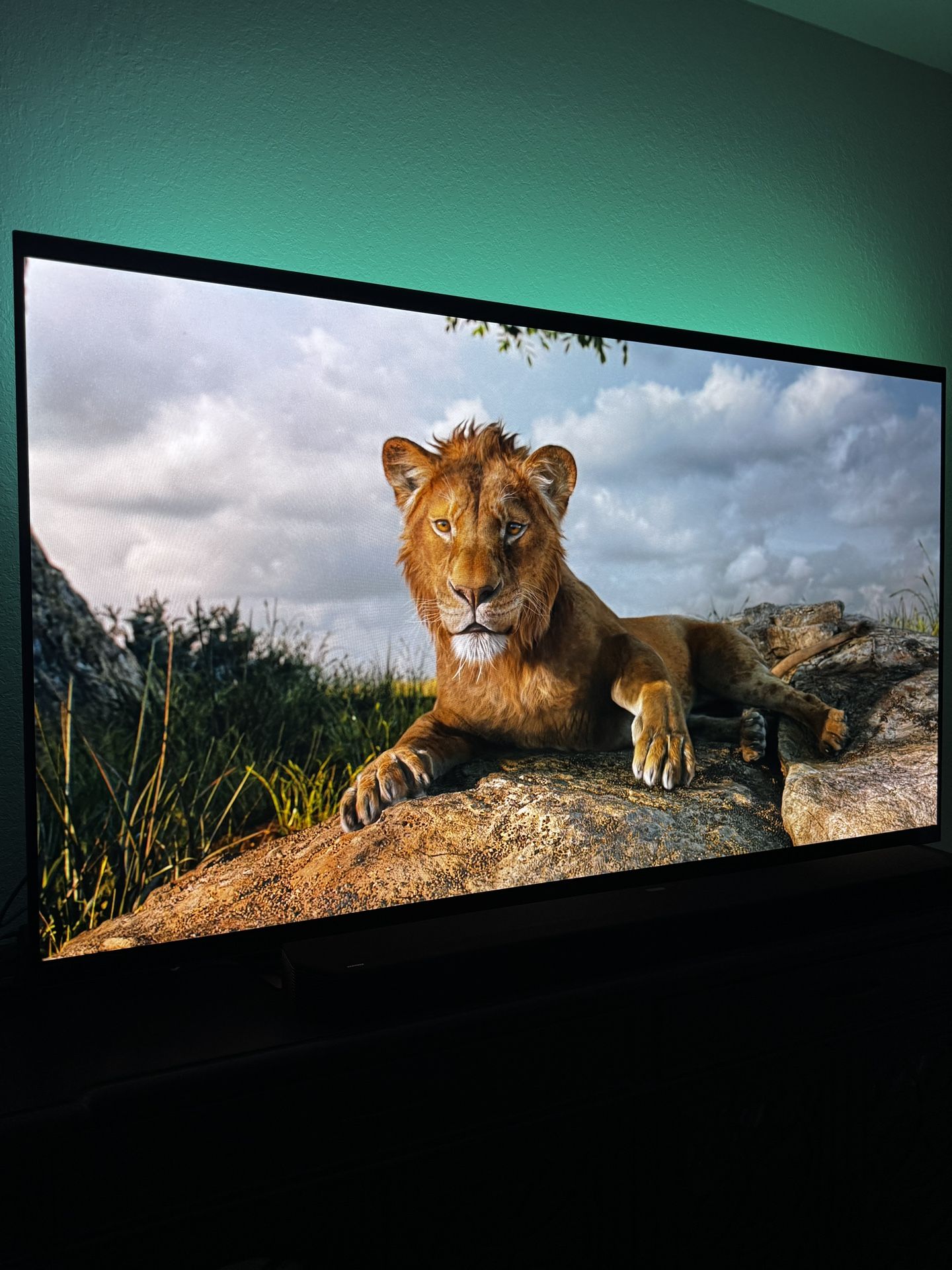 LG OLED77CX – 77” 4K OLED TV