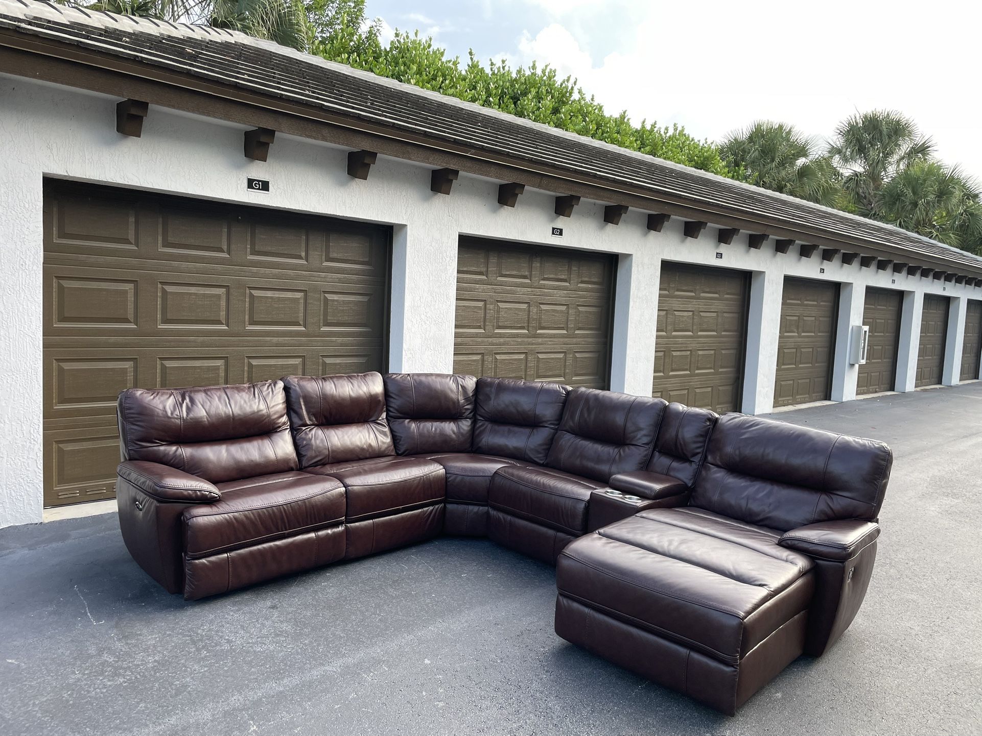 Couch/Sofa Sectional - Recliner - Leather - Brown - Delivery Available 🚛
