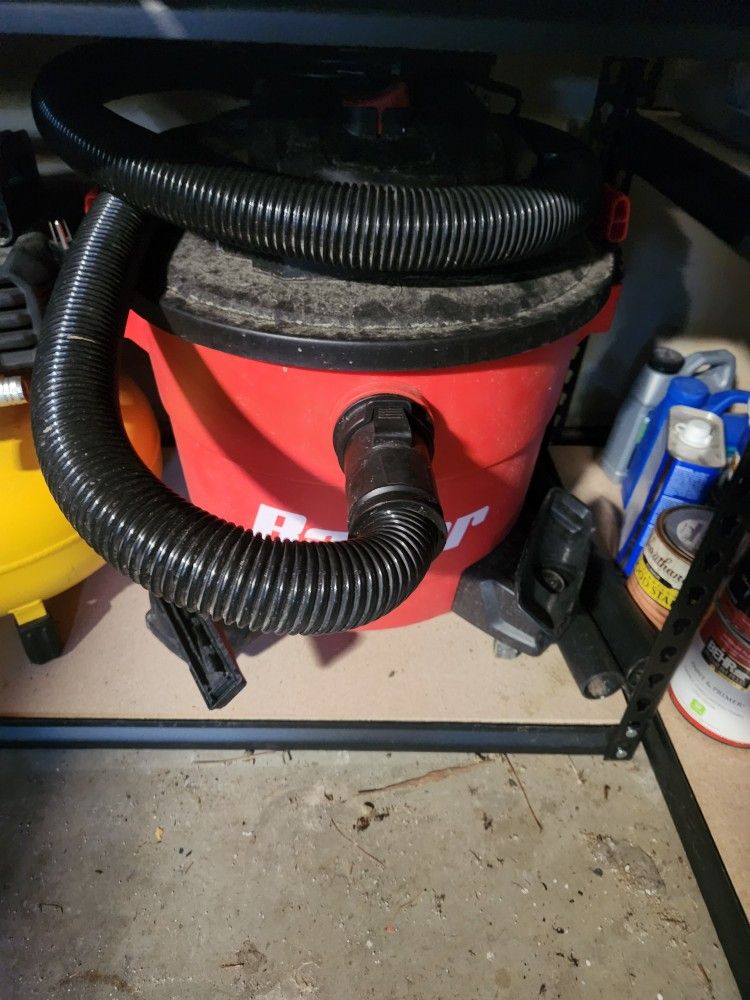 Bauer Wet/Dry Vacuum