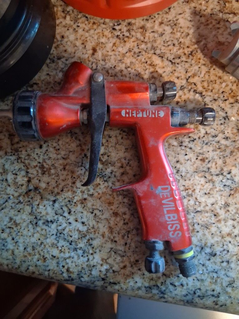 New Devilbiss Spray Gun