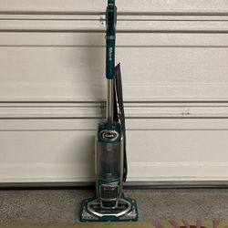 Shark Rotator Powered Lift Away Speed Upright Vacuum Cleaner