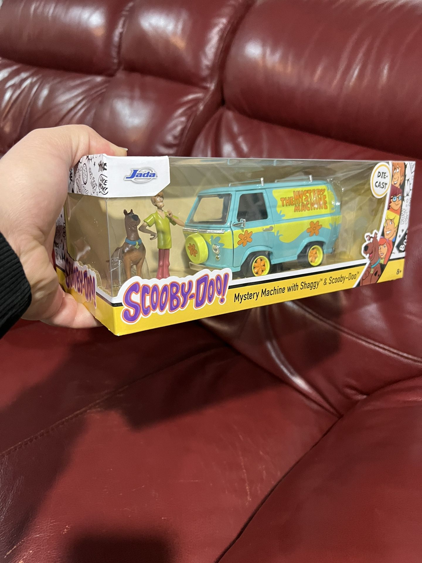 NEW Scooby-Doo Mystery Machine 1:24 Scale Diecast Vehicle Shaggy