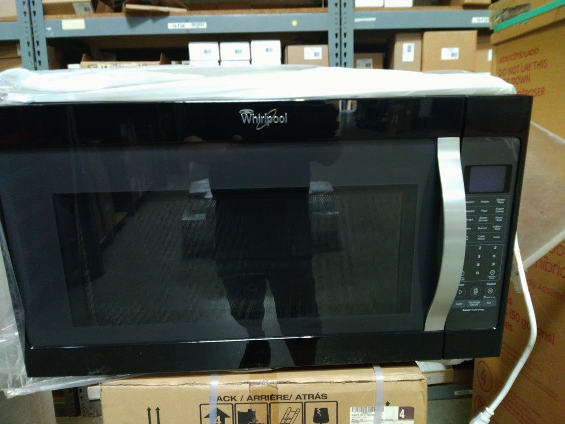 (Wmh53520ce) Whirlpool Black Microwave