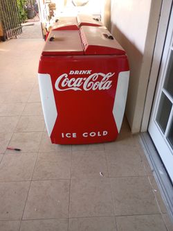 Vintage Coca Cola Cooler