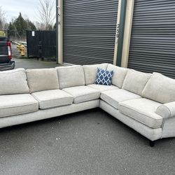 Sectional Couch 