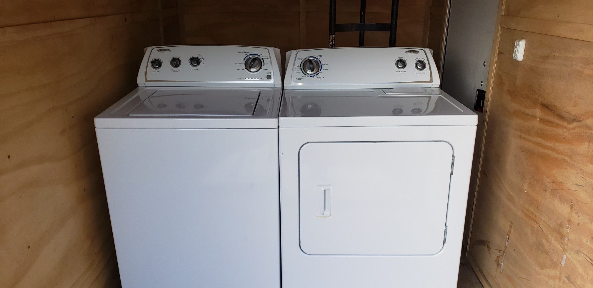 Whirlpool Washer and Dryer Set