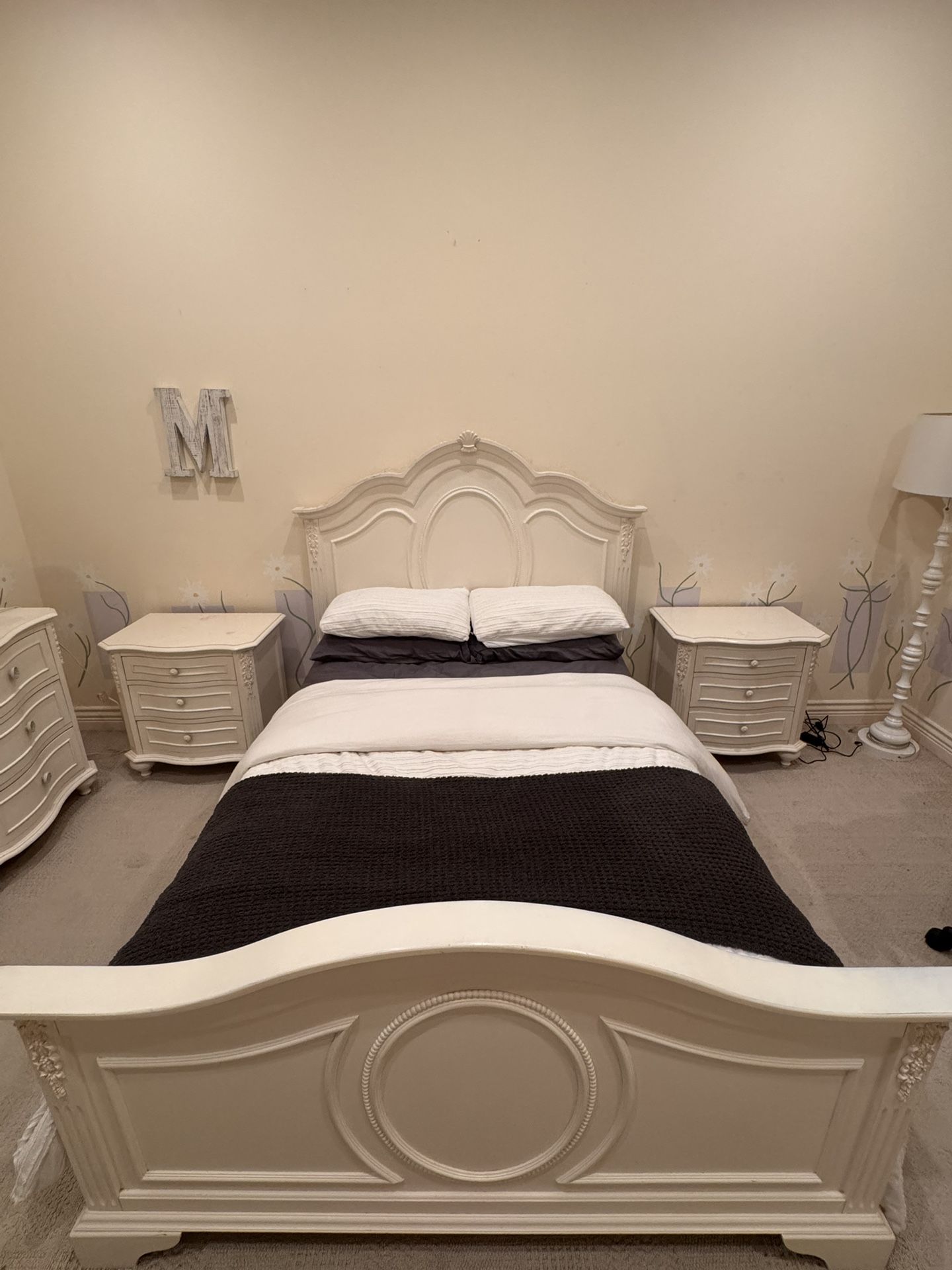  White- Full Size -Girl Bedroom Set 