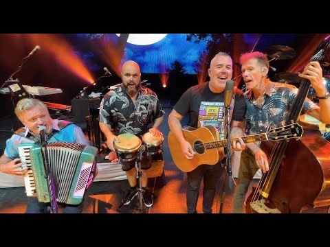 Bare Naked Ladies - St Michelle June 27