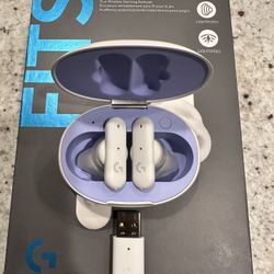 Logitech G Fits Gaming Wireless Earbuds