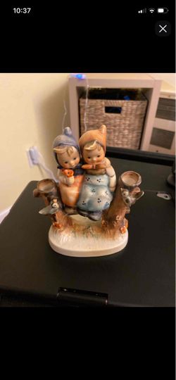 A vintage Goebel M.I. Hummel Coquettes figurine model 179.