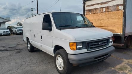 2007 Ford E-250