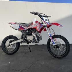 X18 Apollo Dirt Bike 4 Speed On Sale Only $899 At Turbopowersports 