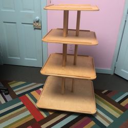 Display Rack With 4 Tiers On wheels 